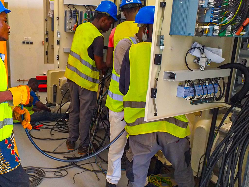 Magnum-e, ingénierie électrique, solutions énergétiques, étude, conception, réalisation et maintenance